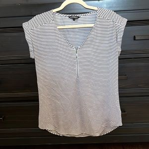 Express dress shirt. Size small. Black and white striped. gold half zipper